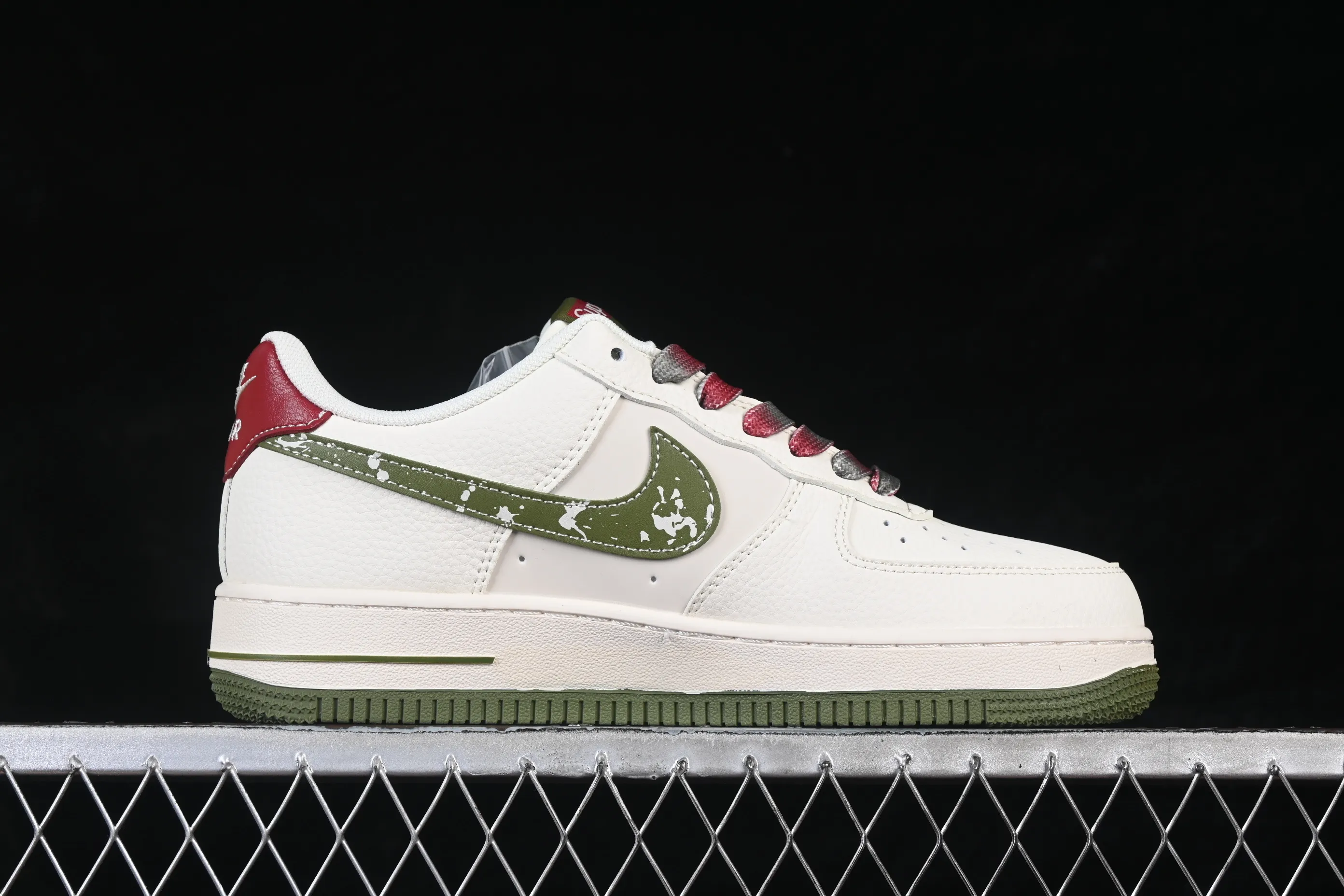 All categories Nk Air Force 1 Air Force series Nk Air Force 1 Low Air Force low-top Nike Air Force 1'07 Low joint beige woven label green hook Air Force 1 low-top casual sneakers QW5606-273